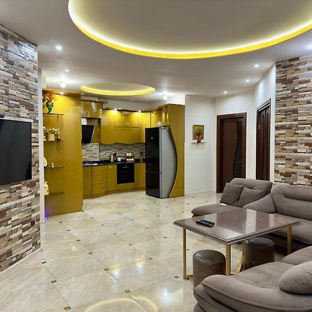 Grand Home Batumi Bagian luar foto