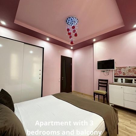 Grand Home Batumi Bagian luar foto