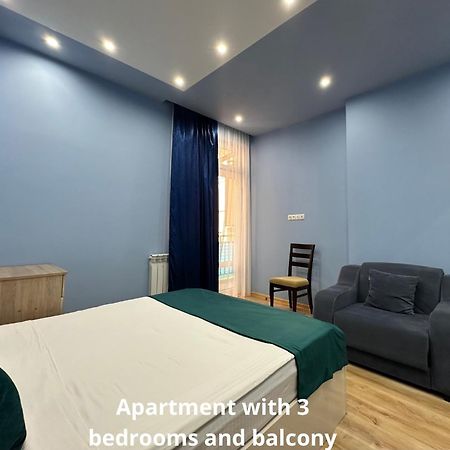 Grand Home Batumi Bagian luar foto
