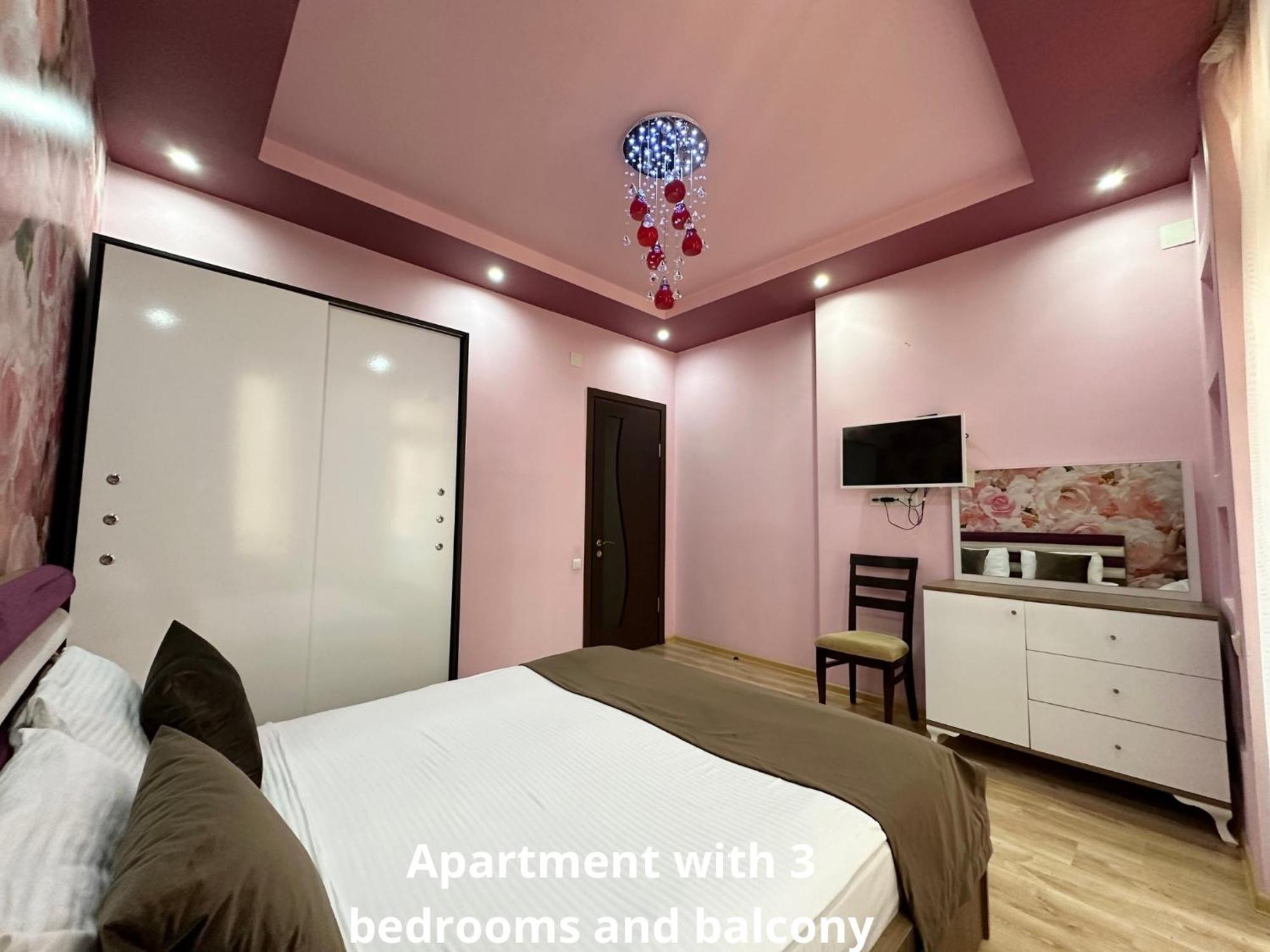 Grand Home Batumi Bagian luar foto