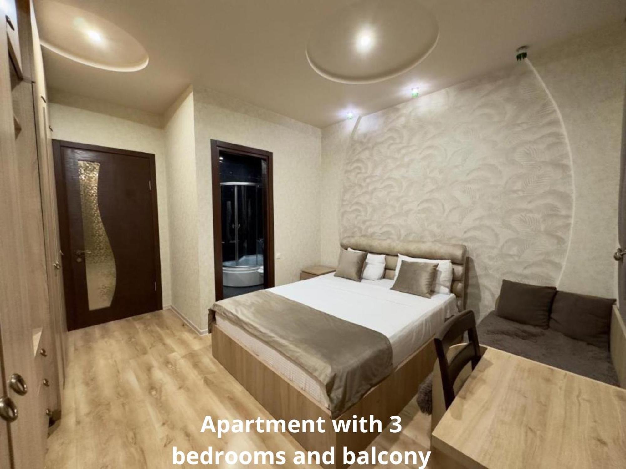 Grand Home Batumi Bagian luar foto