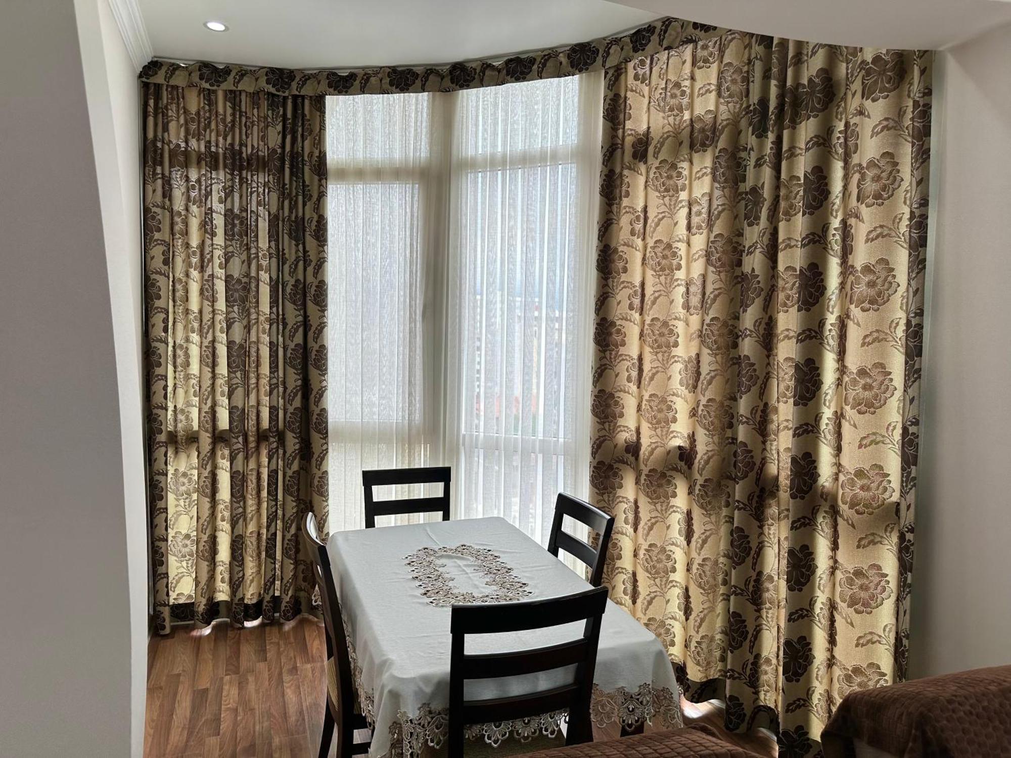 Grand Home Batumi Ruang foto